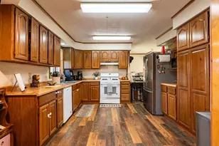 601 Division St, Merrill, WI 54452 - Photo 11