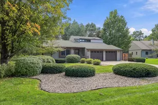 2207 Plover Springs Dr, Plover, WI 54467 - Photo 3