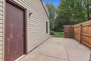 2207 Plover Springs Dr, Plover, WI 54467 - Photo 39