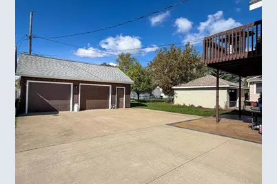 1020 S 9th Avenue, Wausau, WI 54401 - Photo 11