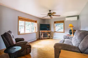 209 W 17th St, Neillsville, WI 54456 - Photo 9