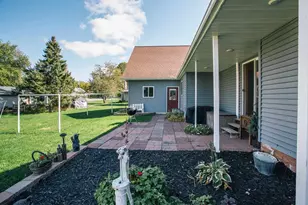 209 W 17th St, Neillsville, WI 54456 - Photo 25
