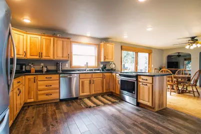 209 W 17th Street, Neillsville, WI 54456 - Photo 5