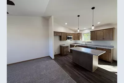 239 Evelyn Court #Lot 60, Stevens Point, WI 54481 - Photo 5