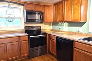 1008 S Clark Ave, Marshfield, WI 54449 - Photo 11