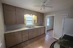 617 4th Ave, Stevens Point, WI 54481 - Photo 9
