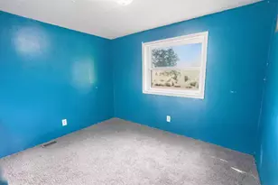 W5575 Apple Ave, Medford, WI 54451 - Photo 5