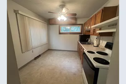 4014 W 8th Avenue, Dell Prairie, WI 53965 - Photo 5