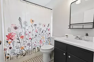 405 E Allman St, Medford, WI 54451 - Photo 7