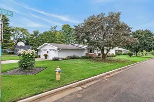 421 Shady Ln, Wisconsin Rapids, WI 54494 - Photo 5