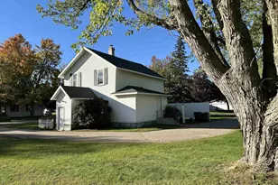 2709 Marthas Ln, Stevens Point, WI 54481 - Photo 3