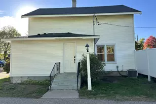 2709 Marthas Ln, Stevens Point, WI 54481 - Photo 5
