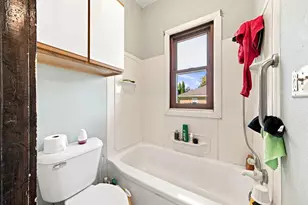 810 S Peach St, Marshfield, WI 54449 - Photo 5