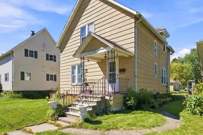 810 S Peach Street, Marshfield, WI 54449 - Photo 1