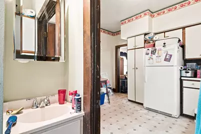 810 S Peach Street, Marshfield, WI 54449 - Photo 7