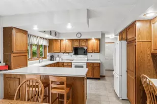 512 Autumn Ct, Stevens Point, WI 54481 - Photo 7