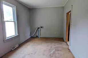 1634 Clermont St, Antigo, WI 54409 - Photo 5