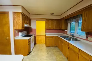4026 Doolittle Dr, Stevens Point, WI 54481 - Photo 13