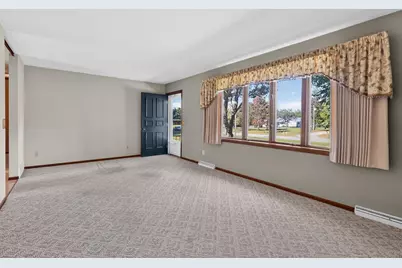 10283 Oak Ridge Road, Wisconsin Rapids, WI 54494 - Photo 21