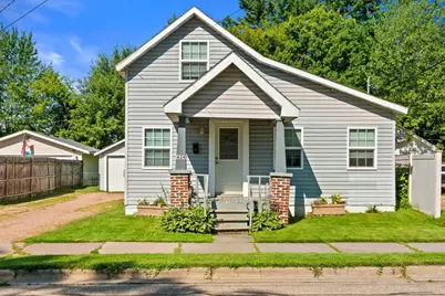 424 West Street, Stevens Point, WI 54481 - Photo 1