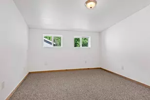 424 West St, Stevens Point, WI 54481 - Photo 11