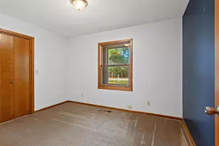 1811 Whispering Pine Dr, Plover, WI 54467 - Photo 25