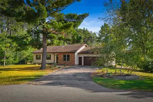 1811 Whispering Pine Dr, Plover, WI 54467 - Photo 3
