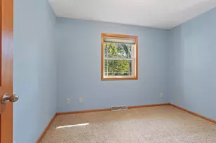 2400 Conant St, Stevens Point, WI 54481 - Photo 19
