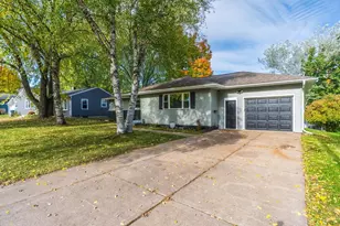 1540 Summit Dr, Wausau, WI 54401 - Photo 3