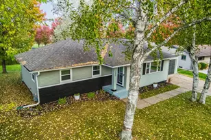 1540 Summit Dr, Wausau, WI 54401 - Photo 5