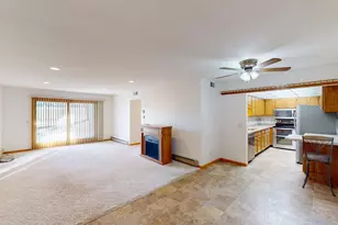 1609 Sawyer Dr #106, Marshfield, WI 54449 - Photo 9