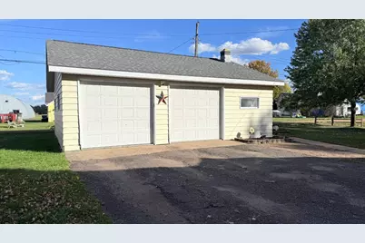 209 N Pine Street, Merrill, WI 54452 - Photo 3