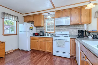 1108 S 10th Street, Wausau, WI 54403 - Photo 5