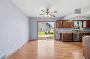 601 N Chestnut Ave, Marshfield, WI 54449 - Photo 9