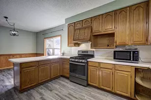 210 East St, Merrill, WI 54452 - Photo 7