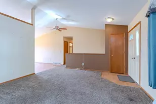 917 &amp 925 Augusta Ave, Wausau, WI 54403 - Photo 5