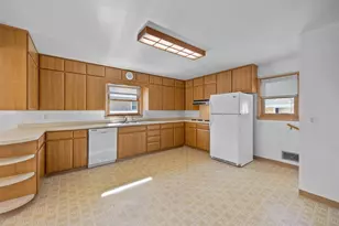 1900 Gilkay St, Stevens Point, WI 54481 - Photo 5