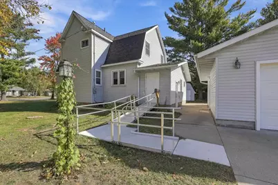 910 Two Mile Avenue, Wisconsin Rapids, WI 54494 - Photo 5