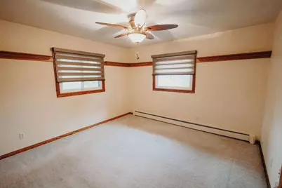 906 Chestnut Street, Marathon, WI 54448 - Photo 17