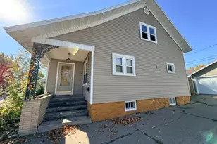 818 N 4th Ave, Wausau, WI 54401 - Photo 3