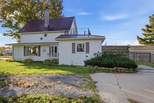323 S Main St, Greenwood, WI 54437 - Photo 3