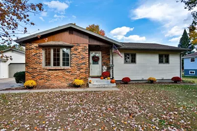1433 N 16th Avenue, Wausau, WI 54401 - Photo 1