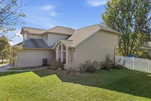 2006 Butternut Pkwy, Marshfield, WI 54449 - Photo 3