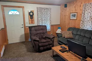 932 S 11th Ave, Wausau, WI 54401 - Photo 5