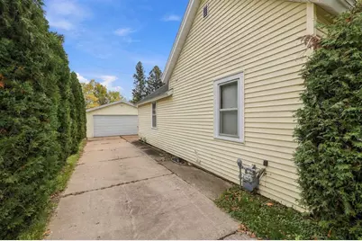 2217 Illinois Avenue, Stevens Point, WI 54481 - Photo 33