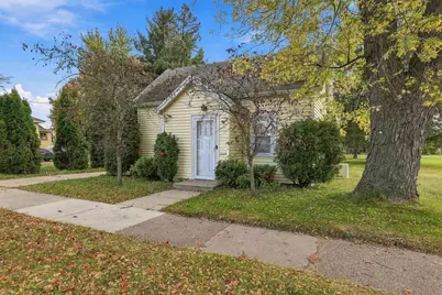 2217 Illinois Avenue, Stevens Point, WI 54481 - Photo 3