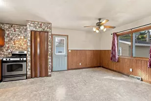 3298 Lindbergh Ave, Stevens Point, WI 54481 - Photo 17
