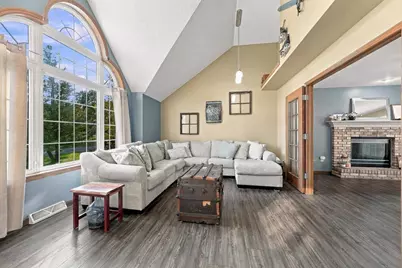 1900 Apple Court, Plover, WI 54467 - Photo 9