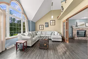 1900 Apple Ct, Plover, WI 54467 - Photo 9