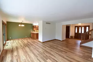 2311 Rainbow Dr, Plover, WI 54467 - Photo 9